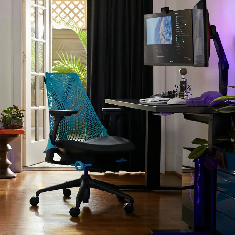 Sayl Mesh Gaming Chair – Ergonomic Design with Adjustable Lumbar Support